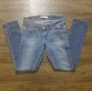 Levi's Jeans Demi Curve Size W 29 L 32